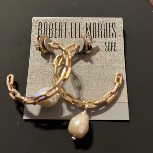 Robert Lee Morris soho - Picture 2 of 2